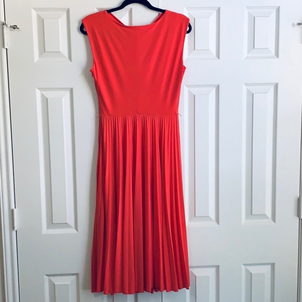 Dress - Picture 2 of 6